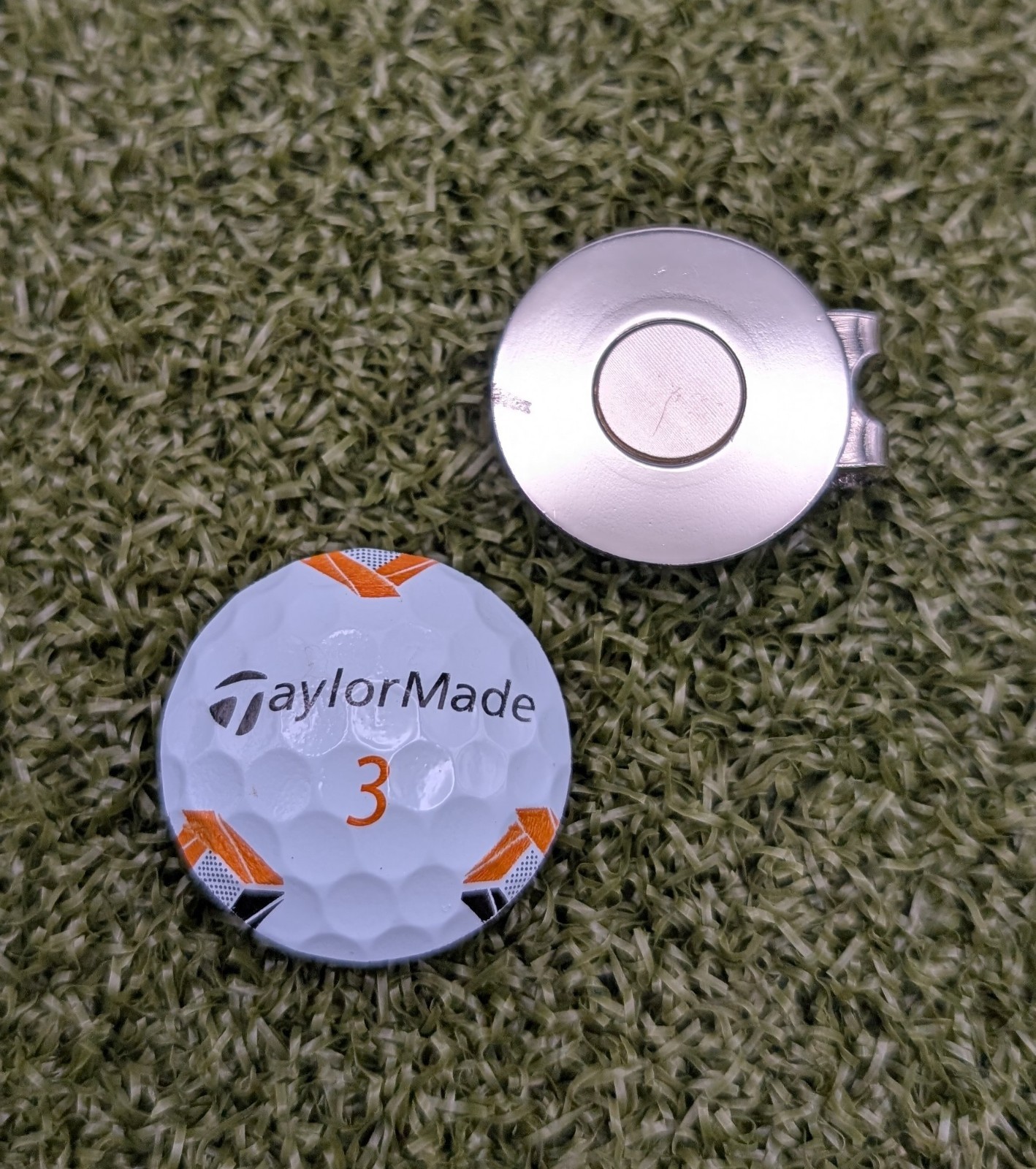 Marker With Magnetic Hat Clip