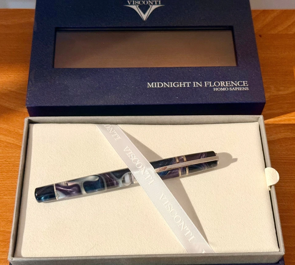 Pluma Estilográfica Visconti Homo Sapiens Medianoche en Florencia Plumín Fino Foto 3 de 4
