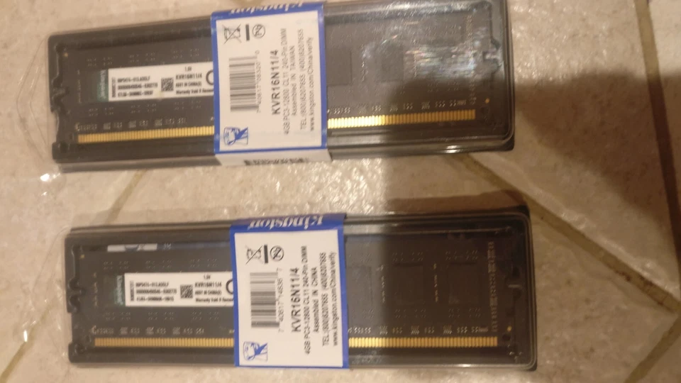 Kingston 4GB DDR3 Memory Stick 1600mHz - Image 2 of 4