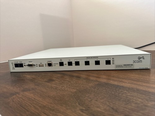 3Com NBX V3000 Analog IP Phone System 3C10600A - With Cord Powers On - Picture 3 of 15