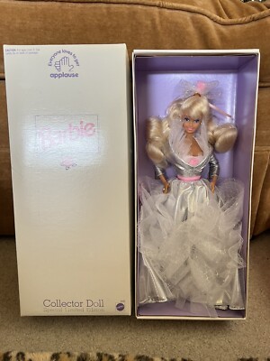 Vintage Everyone Loves To Get Applause Barbie NRFB 1991