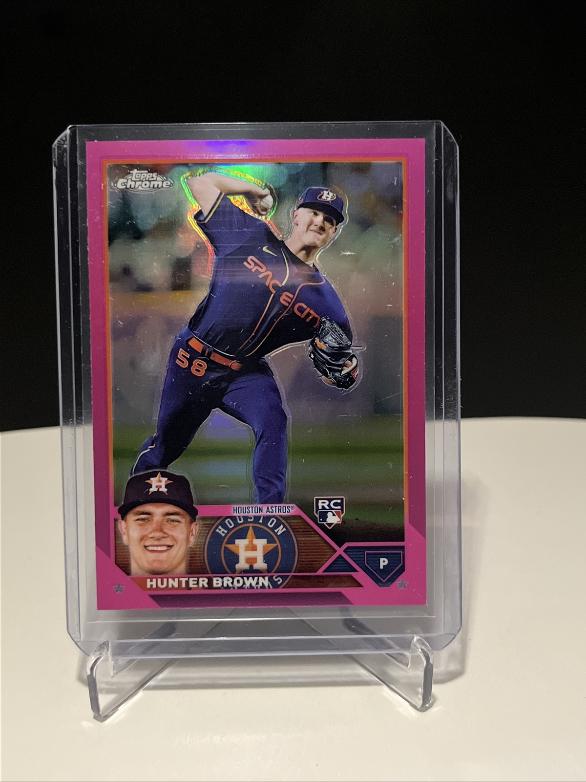 2023 TOPPS CHROME HUNTER BROWN #197 PINK REFRACTOR ROOKIE ASTROS