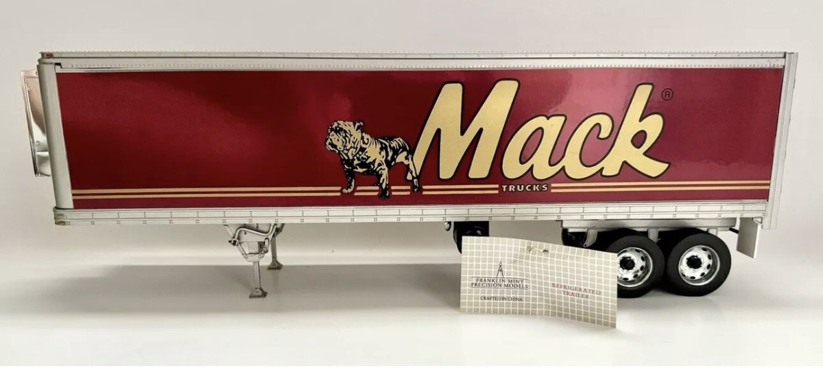 FRANKLIN MINT ULTIMATE BIG RIGS MACK TRUCKS 1:32 DIECAST REEFER