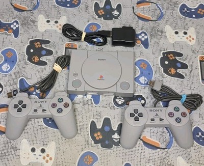Sony PlayStation Classic Mini Console SCPH-1000R w/Controllers & Power Cord