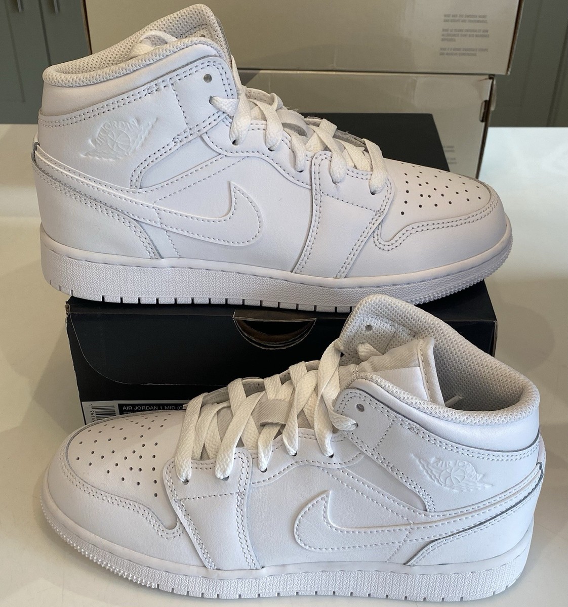 Air Jordan Mid Triple White (2023) (GS) Size UK 554725-136