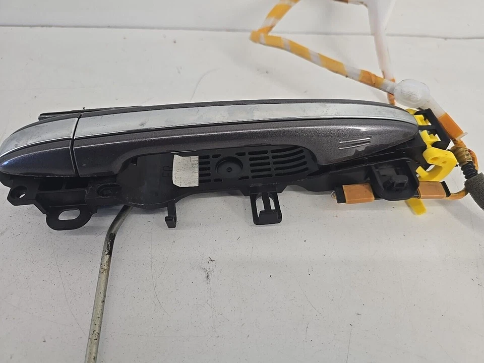 Toyota Sienna 2011-2020 manija de puerta exterior delantera izquierda OEM Foto 3 de 4