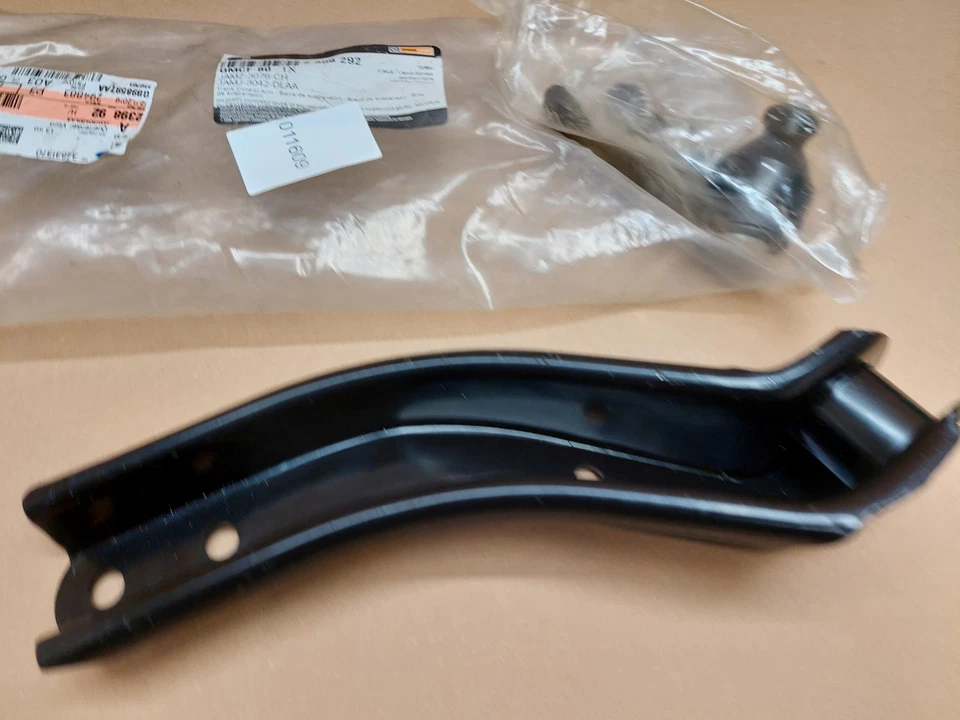 Ford Front Right Lower Suspension Track Control Arm 2398292 Genuine NEW - Image 3 of 4