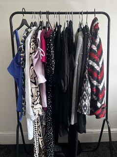 Women's Sized Wholesale/Job Lot/Bundle Grade 'B' Sorted X19 Mixed Brand/Garment