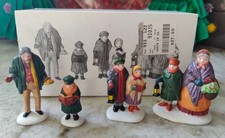 WHIMSICAL!!! Heritage Village Collection Carolers on the Doorstep Set of 4