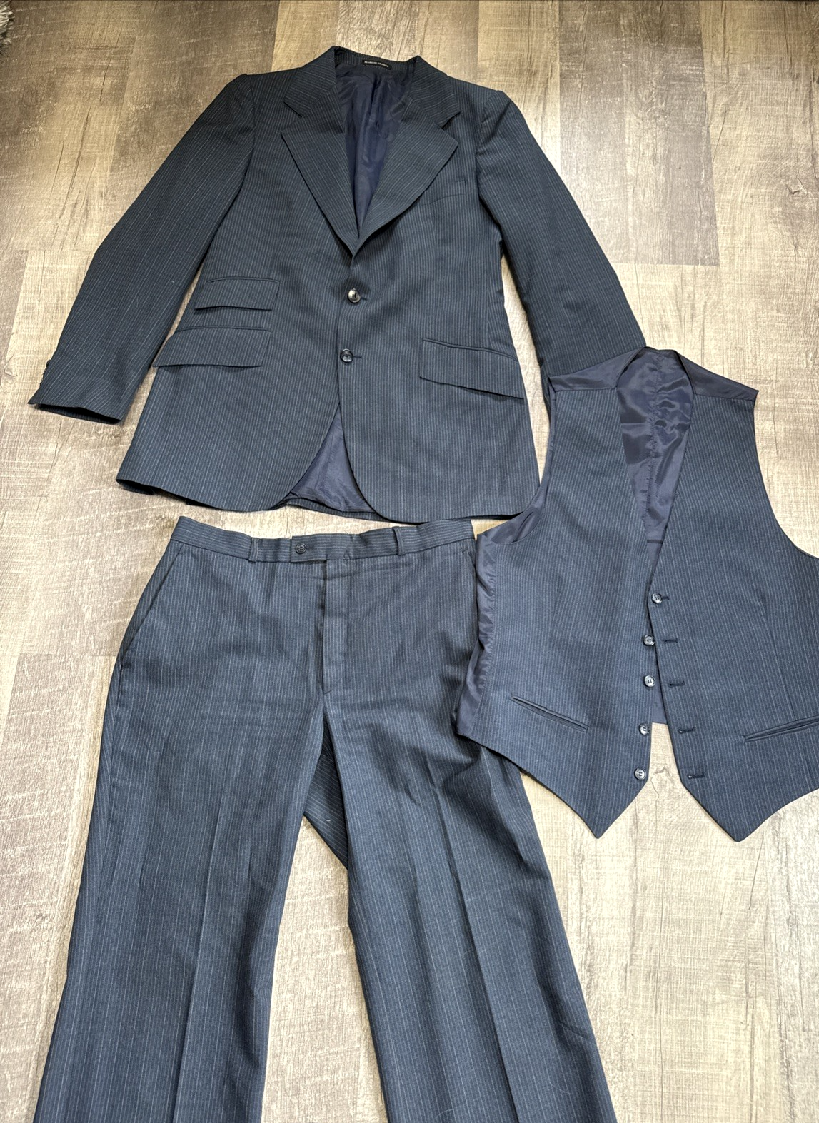 Tuta vintage Yves Saint Laurent 3 pezzi uomo blu gessato Francia (leggi bene)