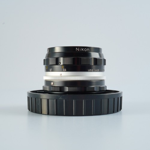 EXCELLENT Nikon Non Ai Nikkor-H Auto 28mm F/3.5 Prime Lens - Picture 10 of 22