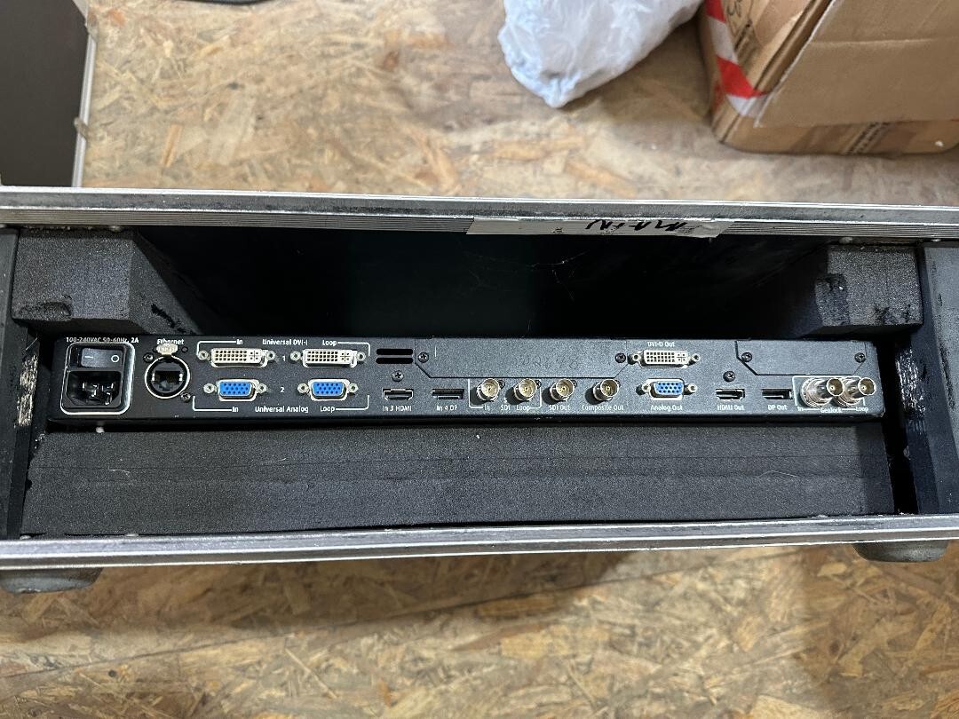 BARCO Folsom IMAGE PRO II scaler,switcher,HDMI,DP,DVI signal