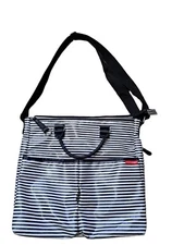 Skip Hop Black/White Striped Diaper Bag Pockets/Adjustable Strap Pre-Owned