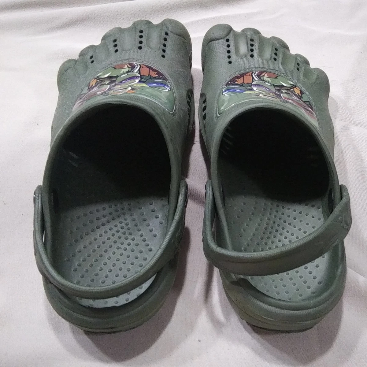 crocs style clawz shoes