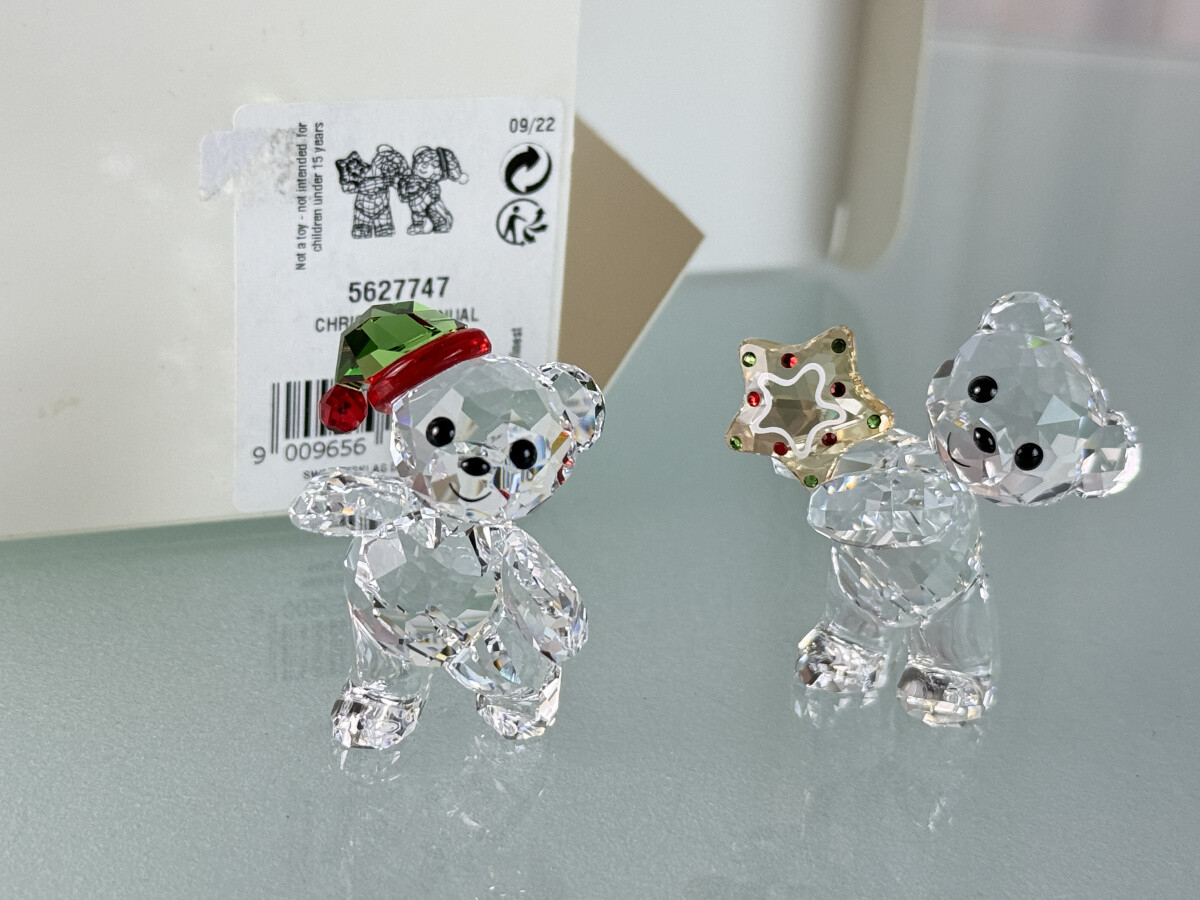Swarovski Figurine 5627747 Kris Bear 2022 Christmas 6cm