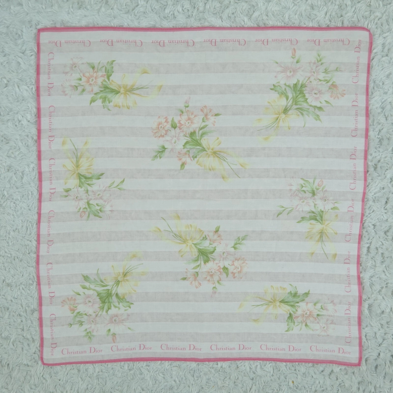 Foulard foulard coton rose fleur CHRISTIAN DIOR poche carré 18,5