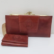 Di Lido Woman’s Bifold Sundance Cowhide W/ Kiss Lock Pouch Wallet & Key Wallet