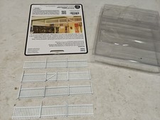 New O scale Woodland Scenics Picket Fence A3004, 4 pieces there, 4 missing 02