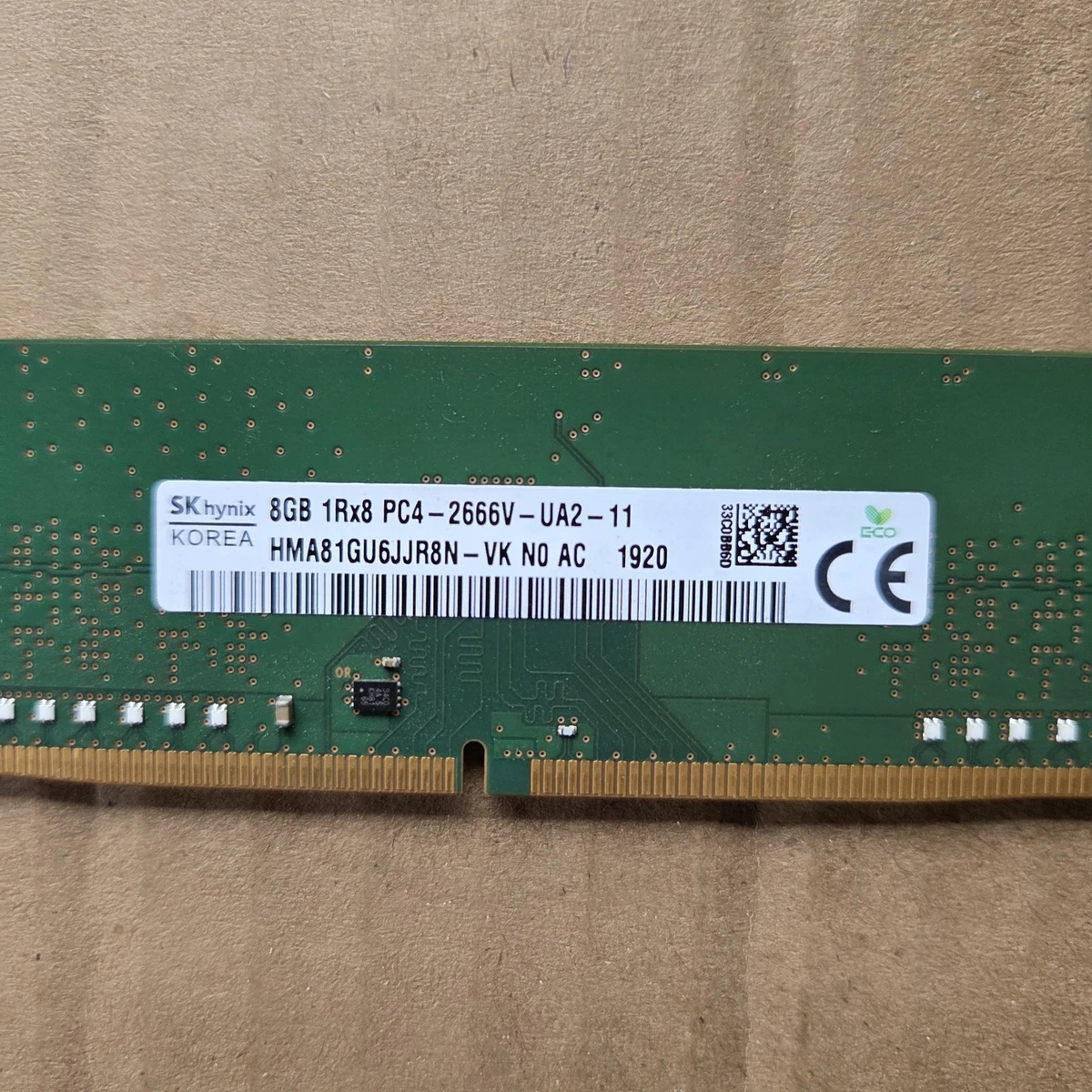 SK hynix Computer PC4-21300 (DDR4-2666) Bus Speed Memory (RAM) for