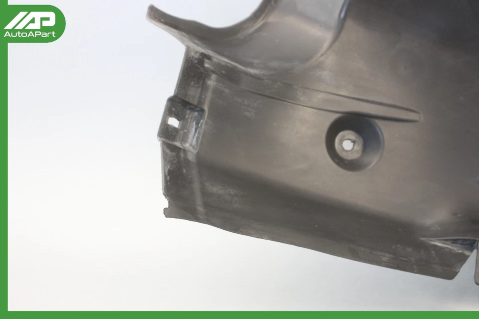 ✅ 08-11 Guardabarros delantero izquierdo Mercedes W204 C350 C300 Protector contra salpicaduras OEM Foto 2 de 4