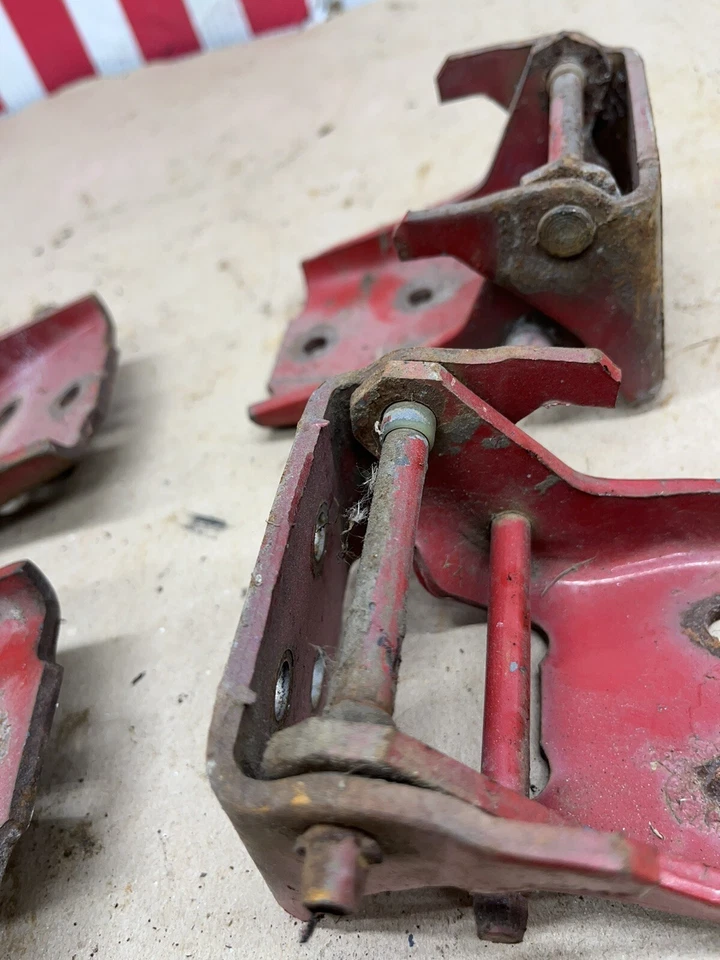 1968 69 70 71 72 1972 CHEVELLE LEMANS CUTLASS Malibu Door Hinge Set Nice Used - Image 4 of 4