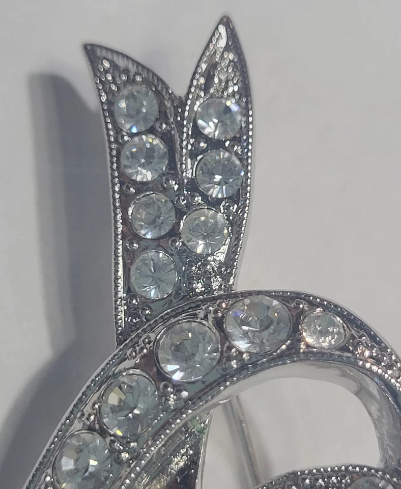 Broche Plata Acero Inoxidable para Mujer Piedras Transparentes Foto 3 de 4