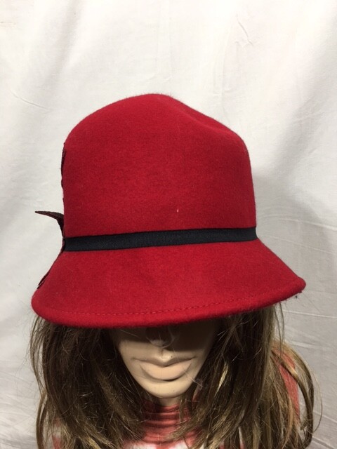 Women display picture 1