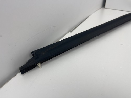 2015 2016 2017 2018 Kia Sedona Right Rear Sliding Door Pinch Sensor Seal OEM #2 - Picture 2 of 21