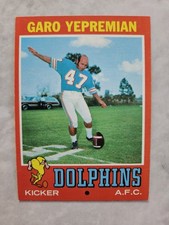 1971 Topps Garo Yepremian #121 NM Rookie Card Miami Dolphins. rookie card picture