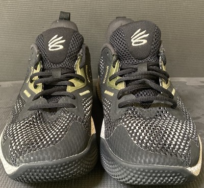 Under Armour Curry HOVR Splash 3 AP UA Black Gold Men Size 7.5 3026275-001