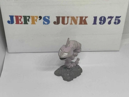 1999 Nintendo Pokemon TOMY Onix CGTSJ 2" inch Mini Figure Toy Collectible