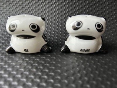 SanX Tare Panda Keramik Salz Pfeffer Set Vintage Retro Sammlerstück Deko