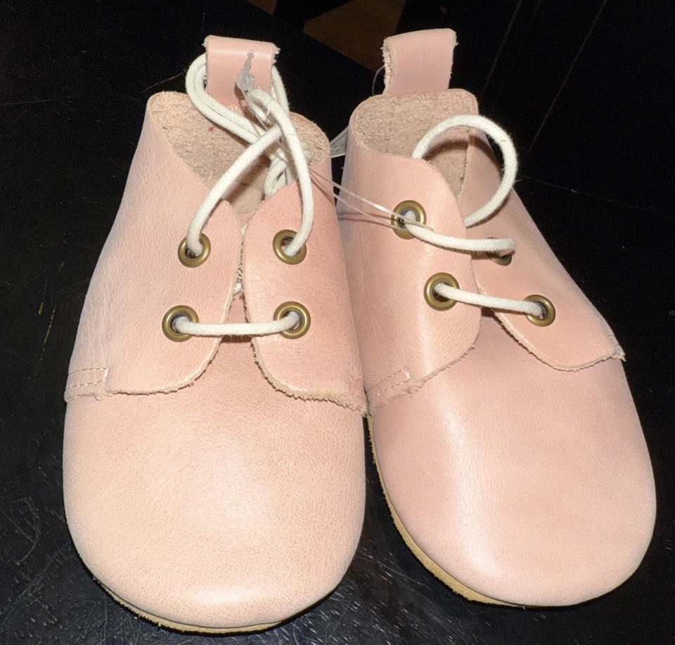 Piper Finn Blush Zapatos de Bebé Parte Superior Baja Oxfords Suela Dura Talla 4 NUEVO Foto 3 de 4