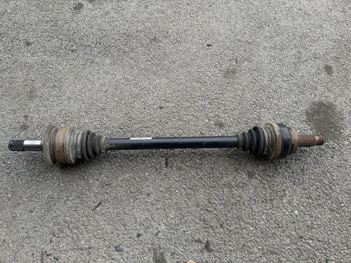 ✅✅✅ Original BMW F10 F11 520D 525D 518D 528 Heck Links nahe Seite Antriebswelle