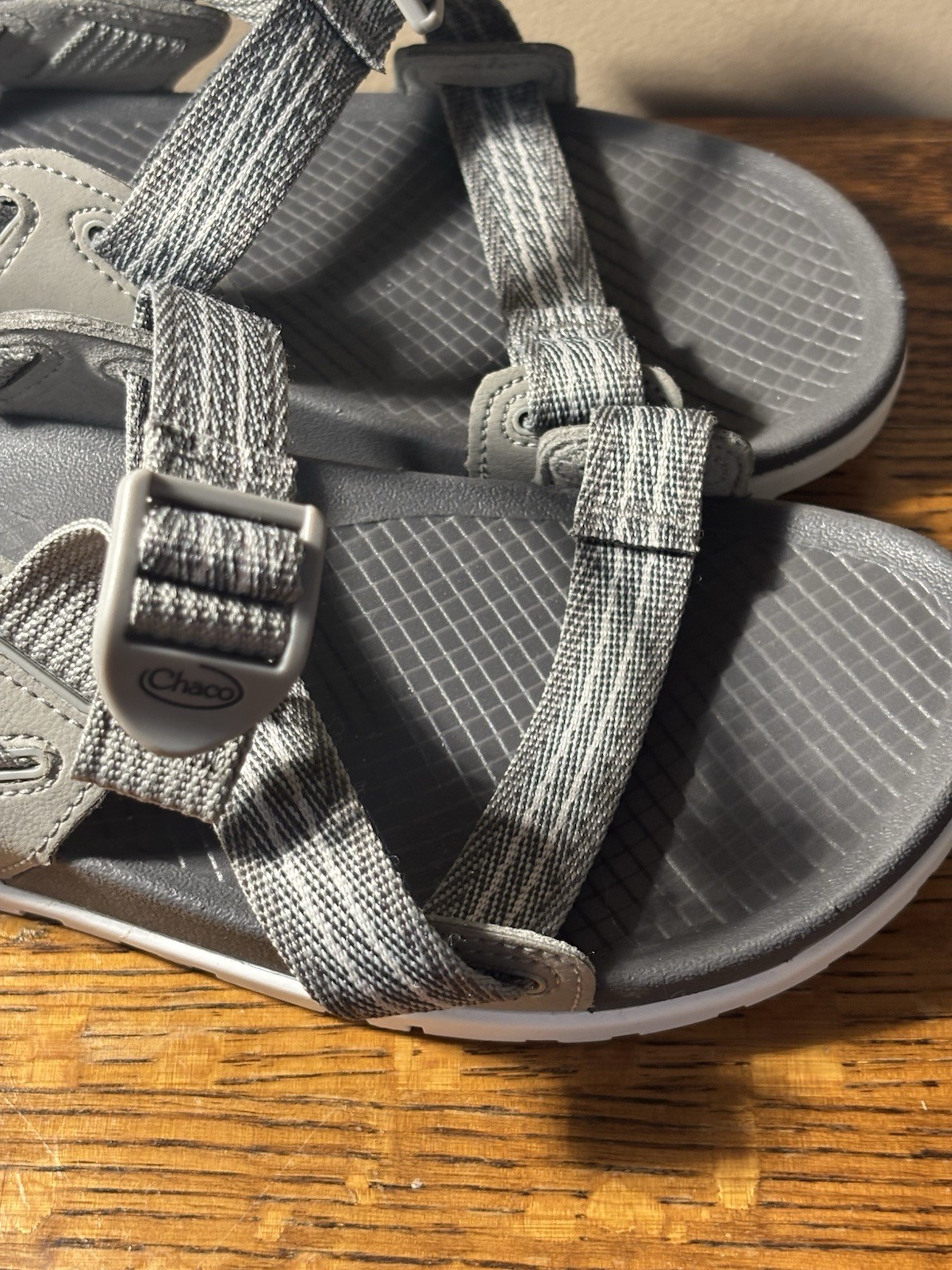 Women's Chaco Lowdown gray adjustable strappy san… - image 3