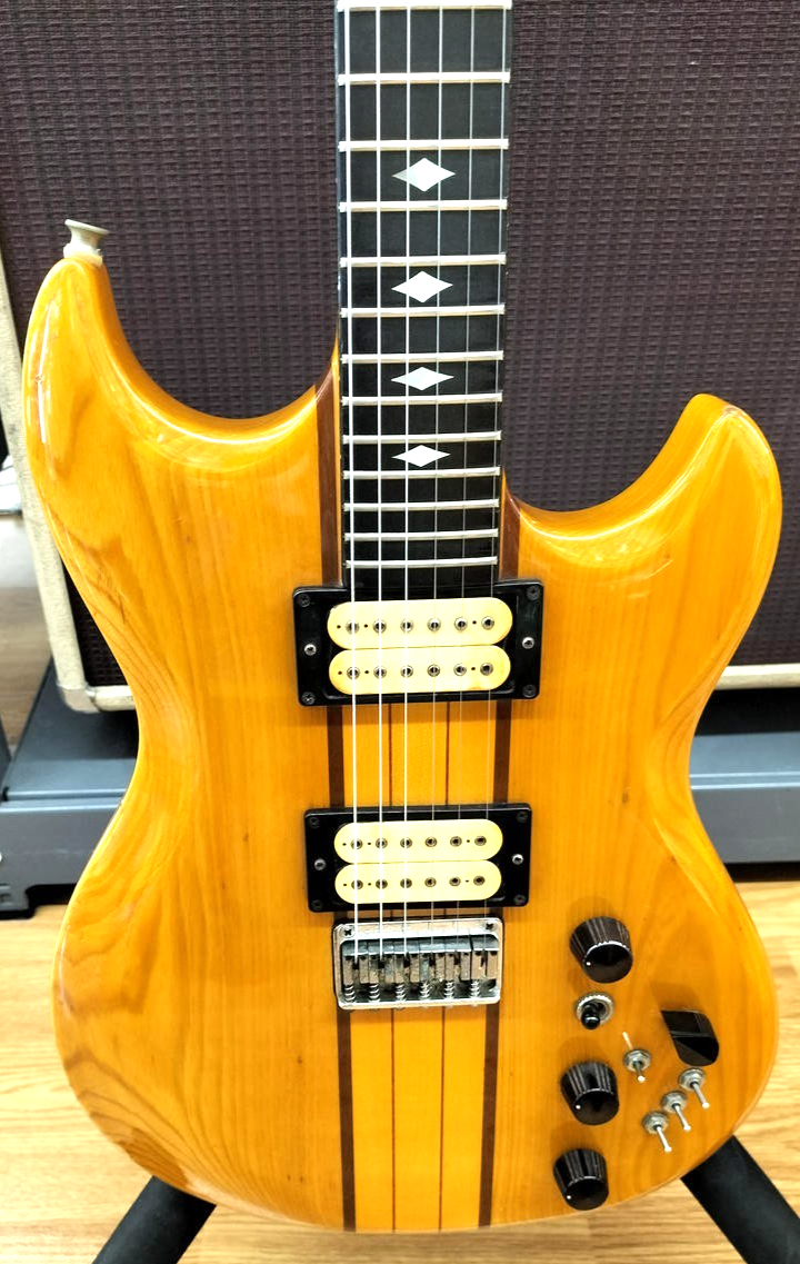Aria ProⅡ Tri-Sound Series TS-800 Vintage Guitar Natural Thru