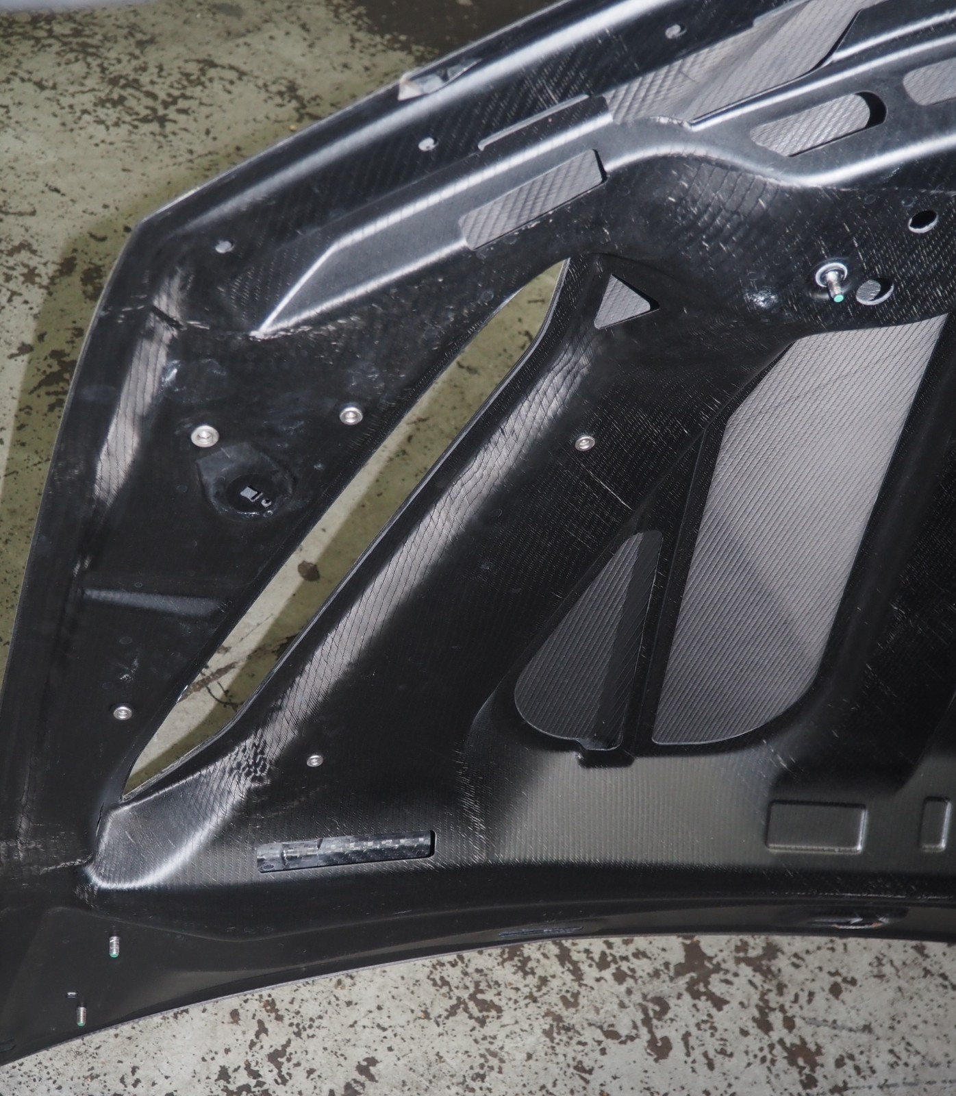 *NOTE* Lamborghini Urus Performante Front Hood Bonnet OEM Exposed Carbon Fiber