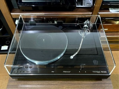 THORENS TD 520 Turntable Auto-Lift & SME 3012-R Tonearm w