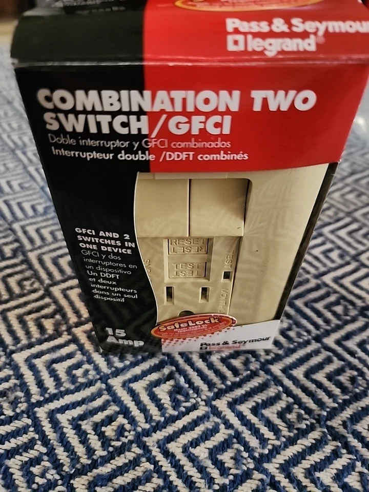 Legrand Pass & Seymour Gfci Outlet Combo/switch Double Interrupteur 125V 120V  - Image 4 of 4