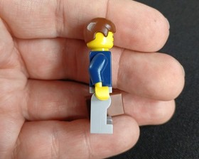 Lego City Plane Passenger Male Minifigure twn053 from 3181