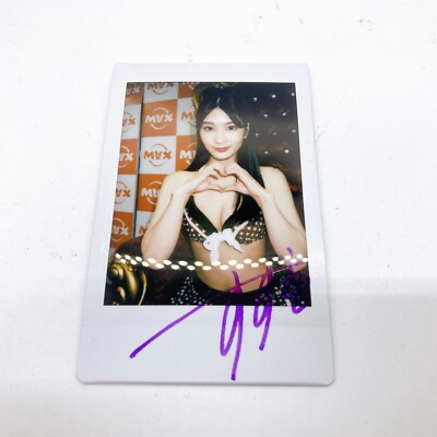 Suzu Honjo 本庄鈴 Autographed Signed instax photo Cheki RARE