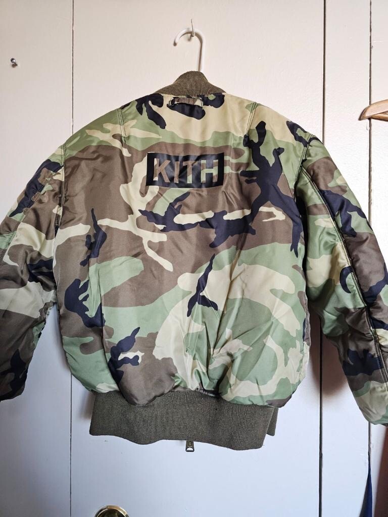 kith ma-1 ブルゾン　ベージュ Kith Kids x Alpha Industries Toddler MA-1 Bomber Jacket Camo