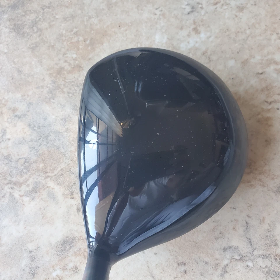 Tour Issue Taylormade Superquad TP "Deep Bore" 8.5* Mitsubishi MASS Iverx X Flex - Image 2 of 4