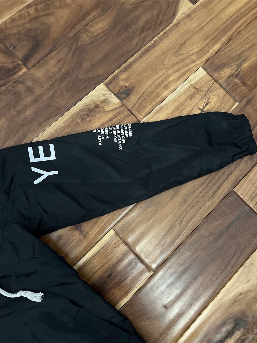 Yeezus Tour Hooded Windbreaker Adidas Kanye West Mens Size Yeezus Tour Hooded Windbreaker Adidas Kanye West Mens Size