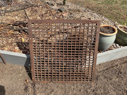 Antique Vintage Cast Iron Floor Heat Register Grate 30 1/8" x 30 1/8" - Picture 3 of 3