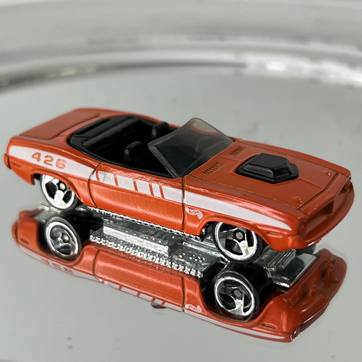 ホットウィール 1970 PLYMOUTH BARRACUDA Amazon.com: Hot Wheels 1970 Plymouth Barracuda #1035 : Toys