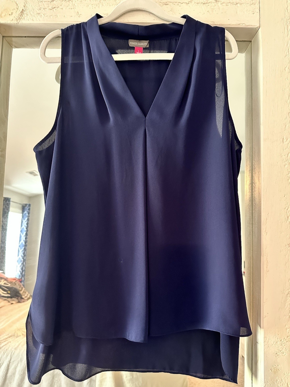 Vince Camuto Women's Sleeveless V-Neck Blouse Navy Size Large L