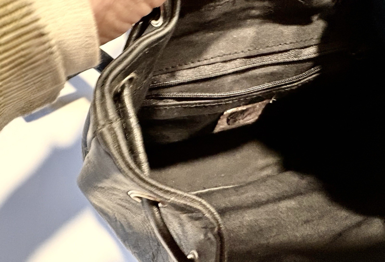 Small Black Leather Drawstring Backpack - image 4