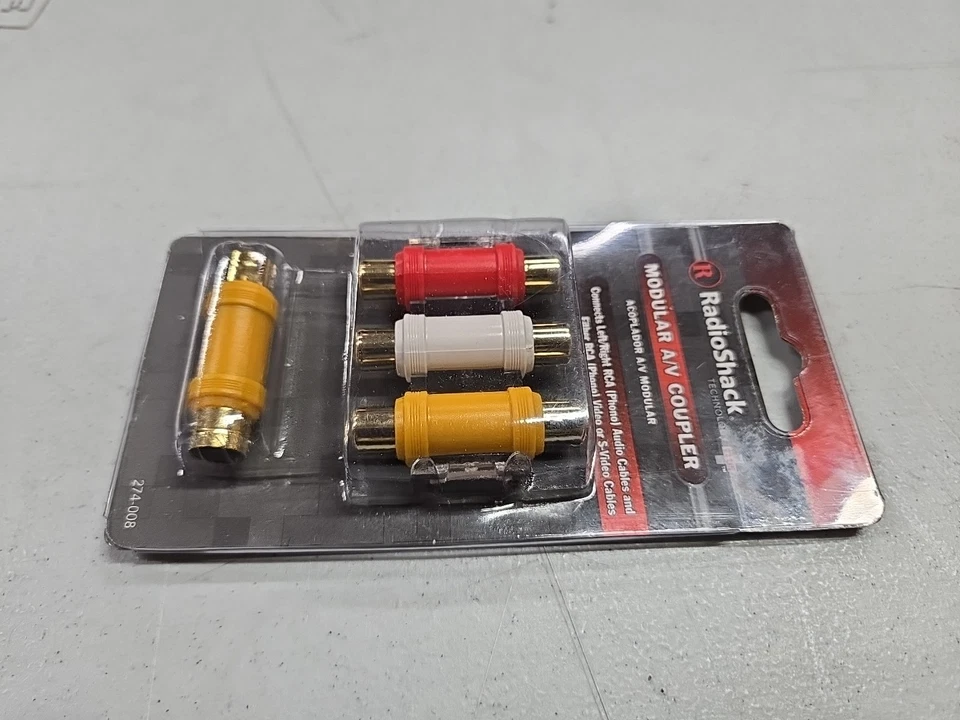 RadioShack 274-008 Modular A/V Coupler-RCA Phono or S-Video Cable Connector - Image 4 of 4