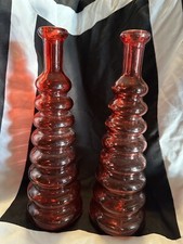 Pair of Gao Mi anchor hocking red bottles